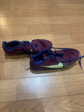 Nike clavos