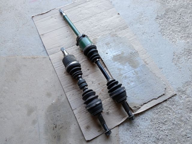 Palier Nissan almera