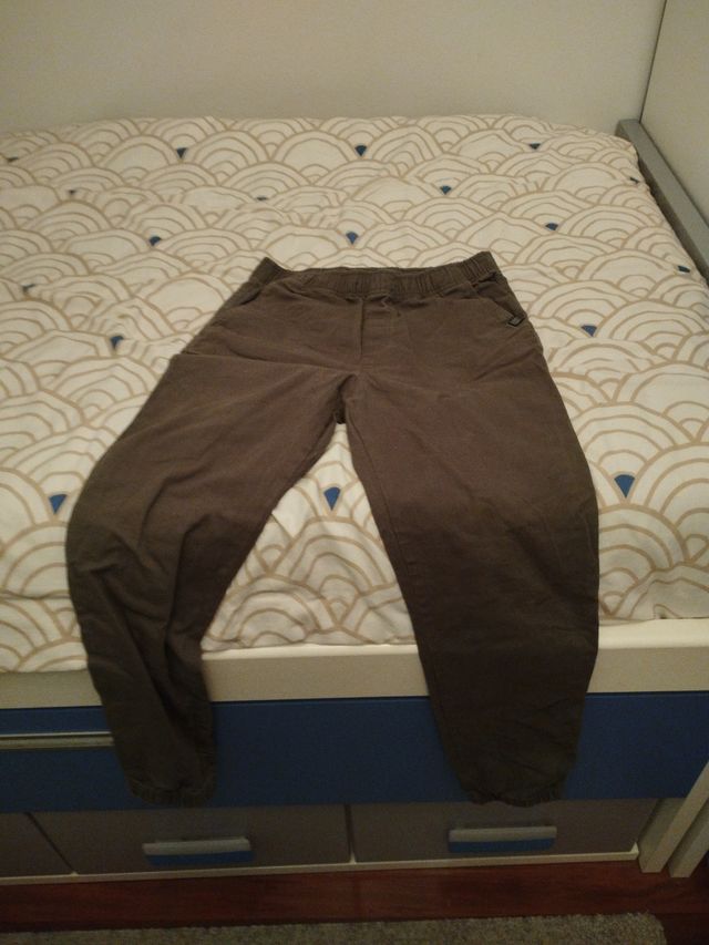 Pantalon jogger kaki talla 12-13