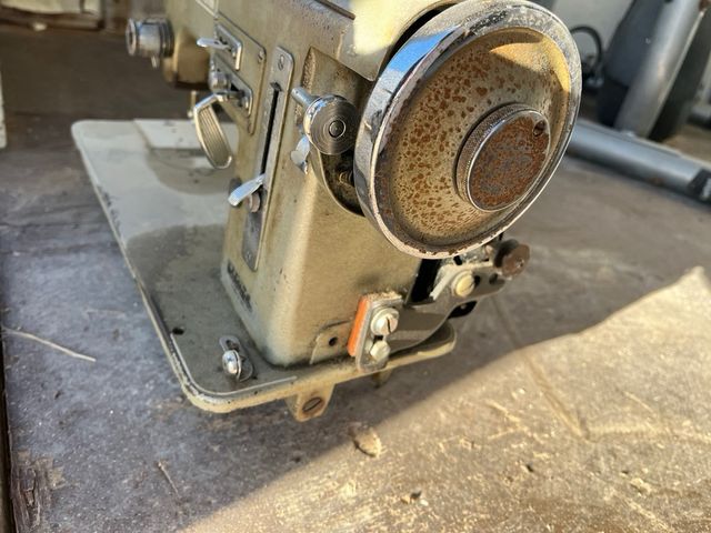 Maquina de coser profesoonal