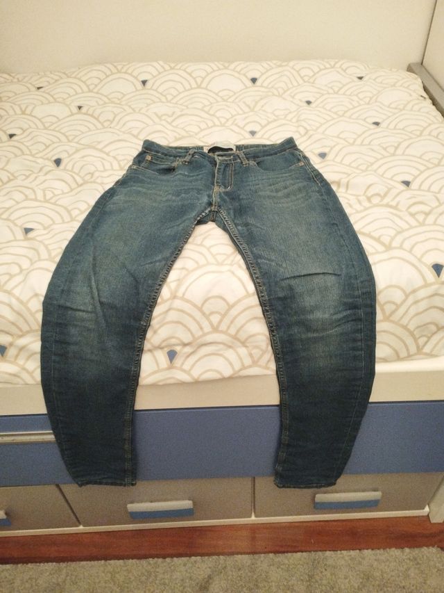 Pantalon vaquero Levis 12-14 años