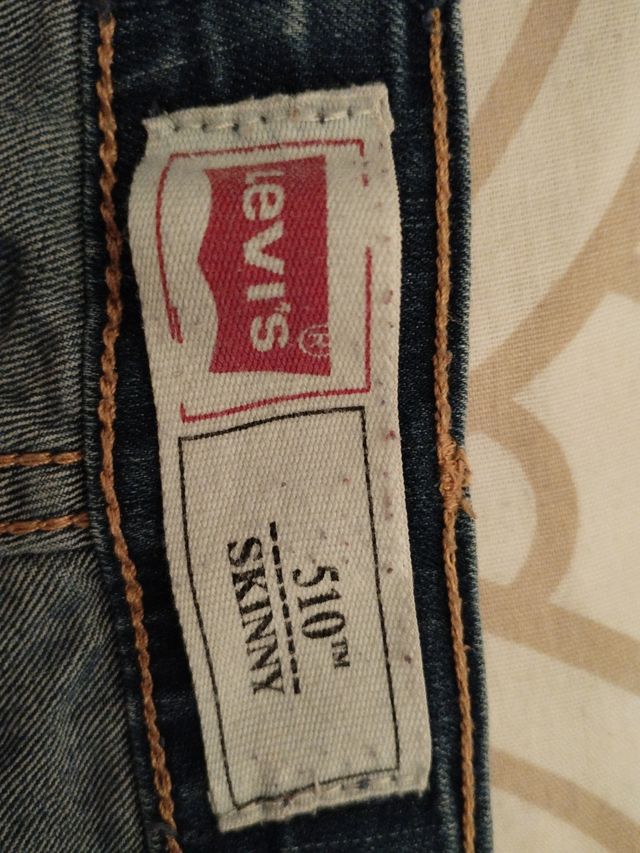 Pantalon vaquero Levis talla 16