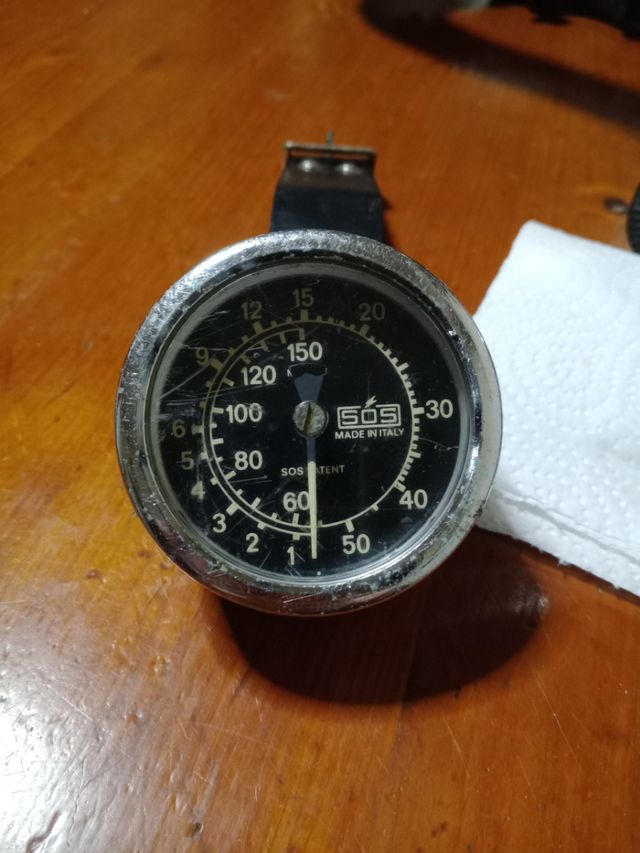 Erogatore subacqueo e articoli vintage