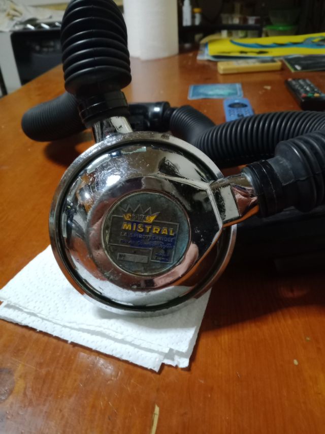 Erogatore subacqueo e articoli vintage