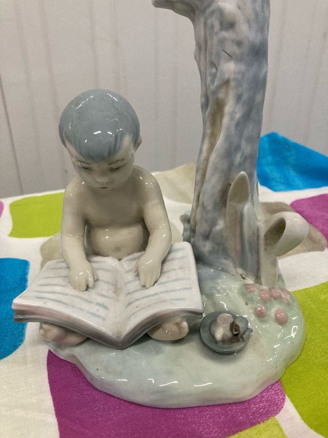 Lámparas Lladró joven y niño lector