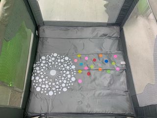 Parque infantil asalvo