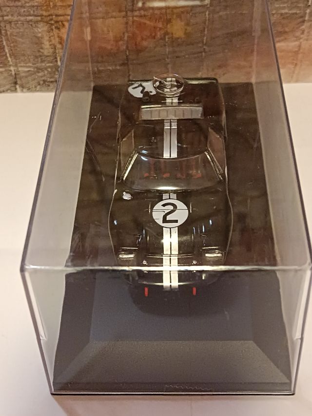 FORD GT MK  ESCALA 1/43