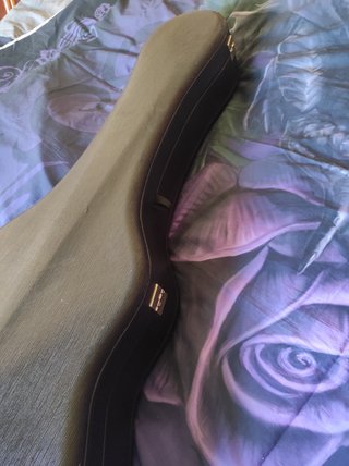 Estuche rígido guitarra acústica higrómetro