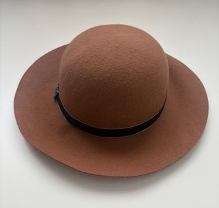 Sombrero niña ala ancha