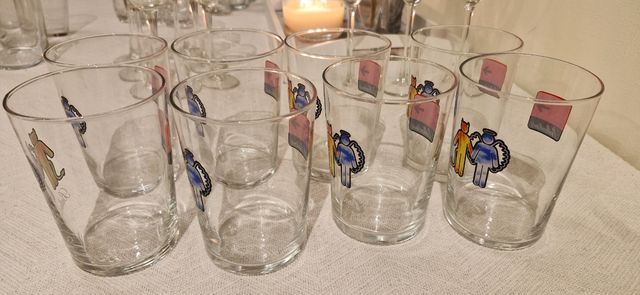 8 COPAS CUBATA MARCA BALLANTINES