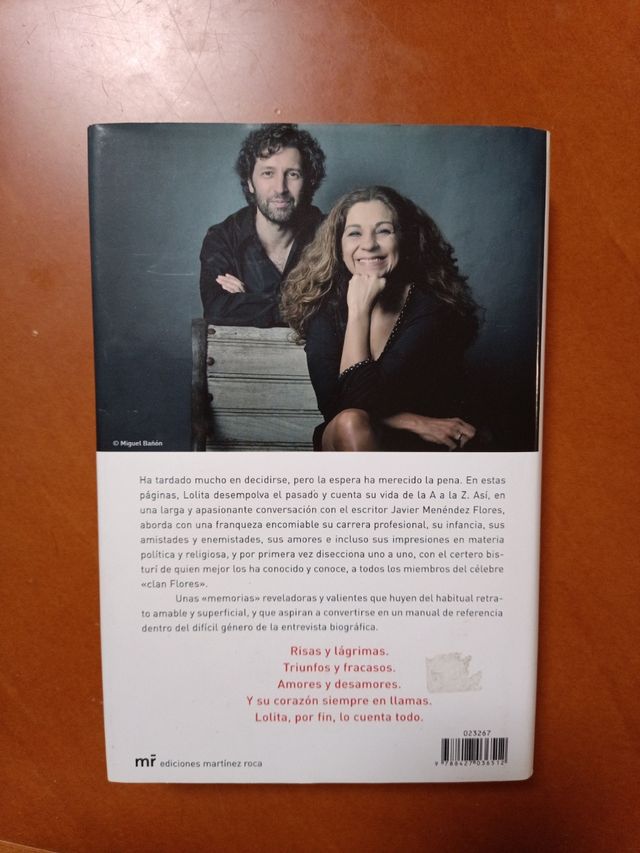 Lolita. Flores y alguna espina