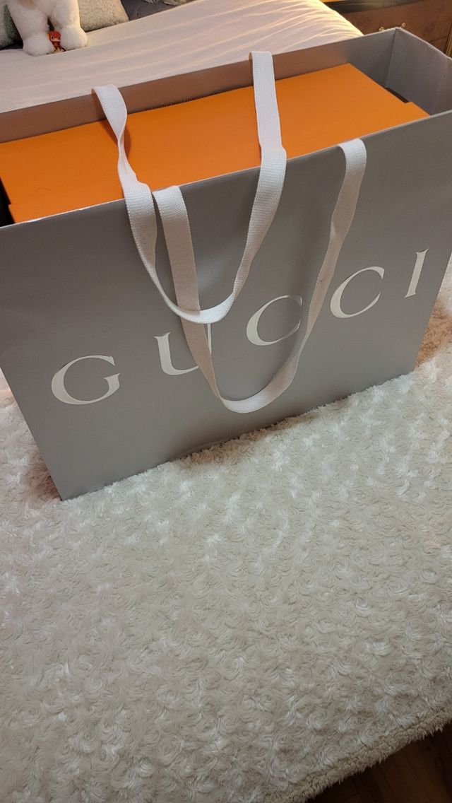 Bolsa de papel, Gucci