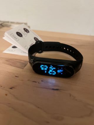 Reloj niño nuevo a estrenar