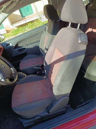 Ford Fiesta 1.4 TDCi 2006 ideale per neopatentati