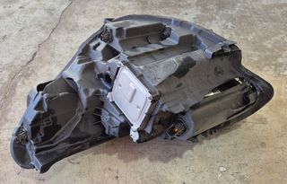 VENDO FARO DERECHO RENAULT CAPTUR LED