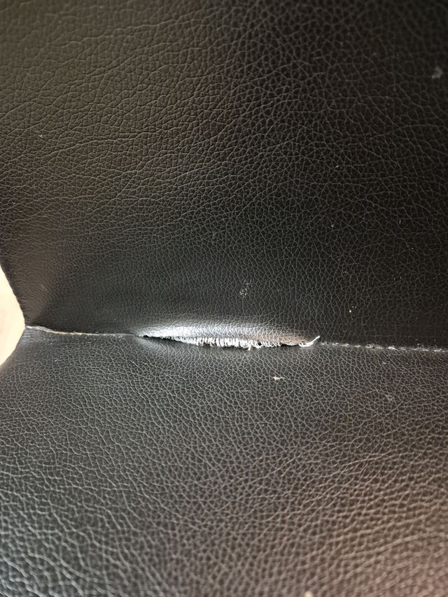 Sillas polipiel salón