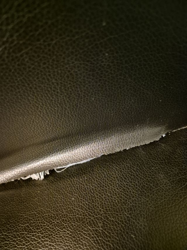 Sillas polipiel salón