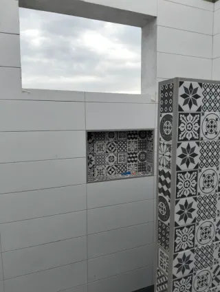 Alicatados , enlosados , reformas .