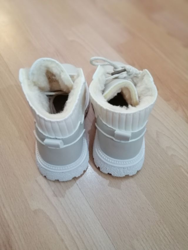 Botas niña nuevas