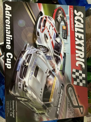 Scalextrix Adrenaline Cup sin usar