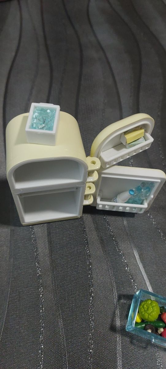 Sylvanians Families nevera y bañera