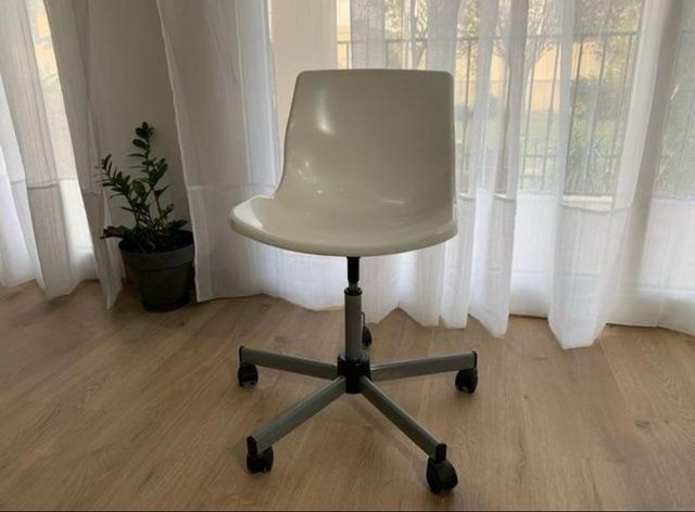 Silla de director con ruedas 