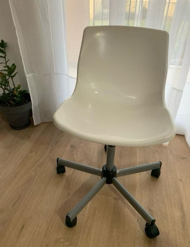 Silla de director con ruedas 