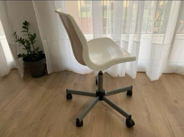Silla de director con ruedas 