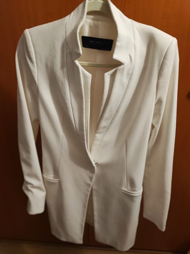 Blazer Zara blanco 