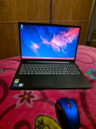 Portátil Lenovo i5-1135G7,20gb ddr4, M2 1tb