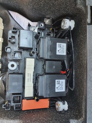 Caja fusibles de bateria hybrida niro