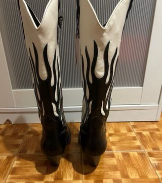 Botas altas camperas cowboy