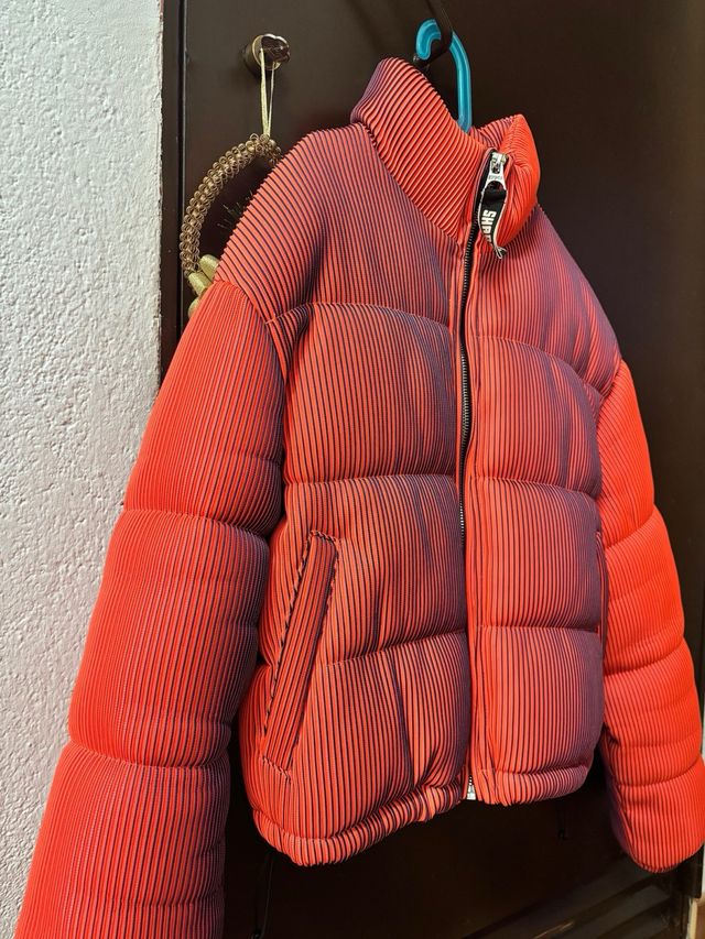 Abrigo naranja/morado