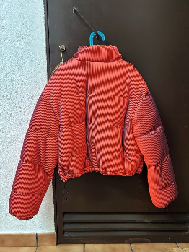 Abrigo naranja/morado