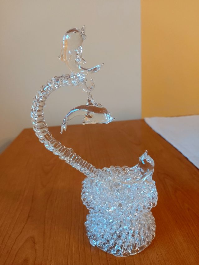 Figura cristal delfines