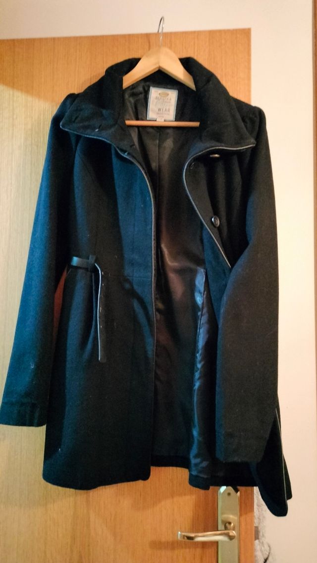 Abrigo de paño Bershka