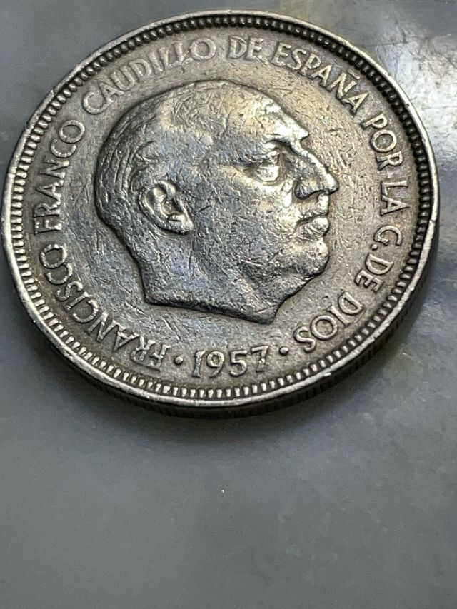 Moneda busto de franco