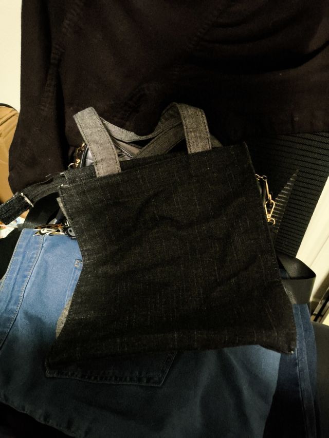 Bolso de Jack skelliton en buen estado 