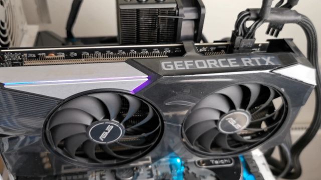 Asus Dual GeForce RTX 3060 Ti V2 OC Edition Scheda