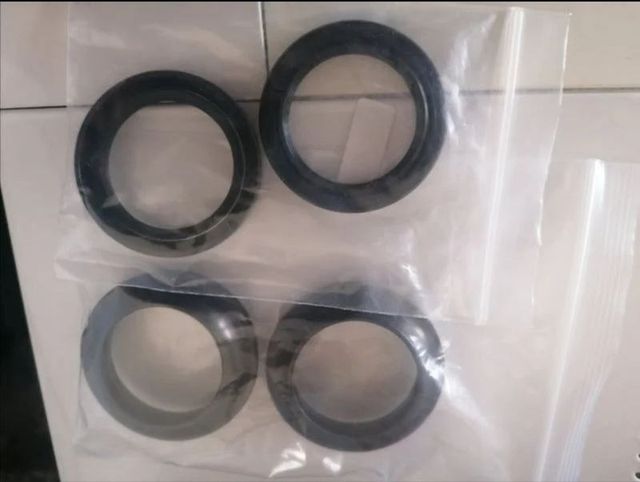 Retenes honda nsr 125 jc20