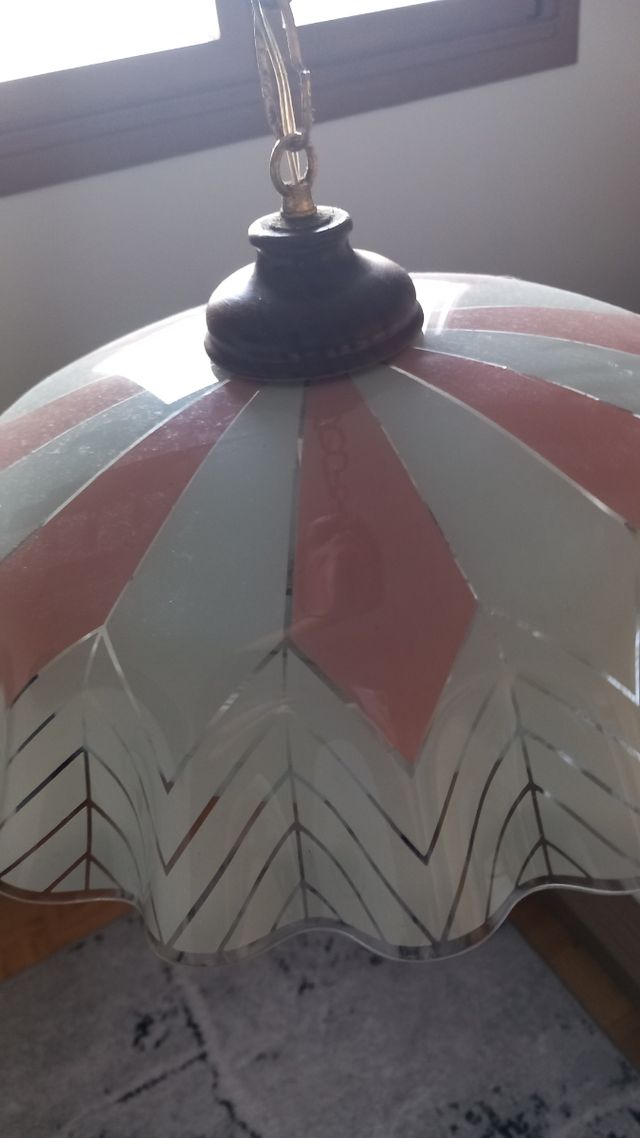 Lámpara ondulada de franjas