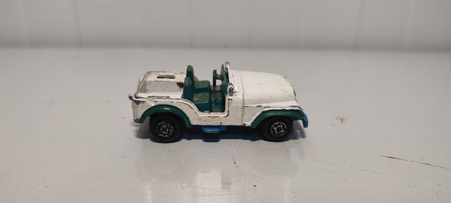 Coche guisval Jeep Willys