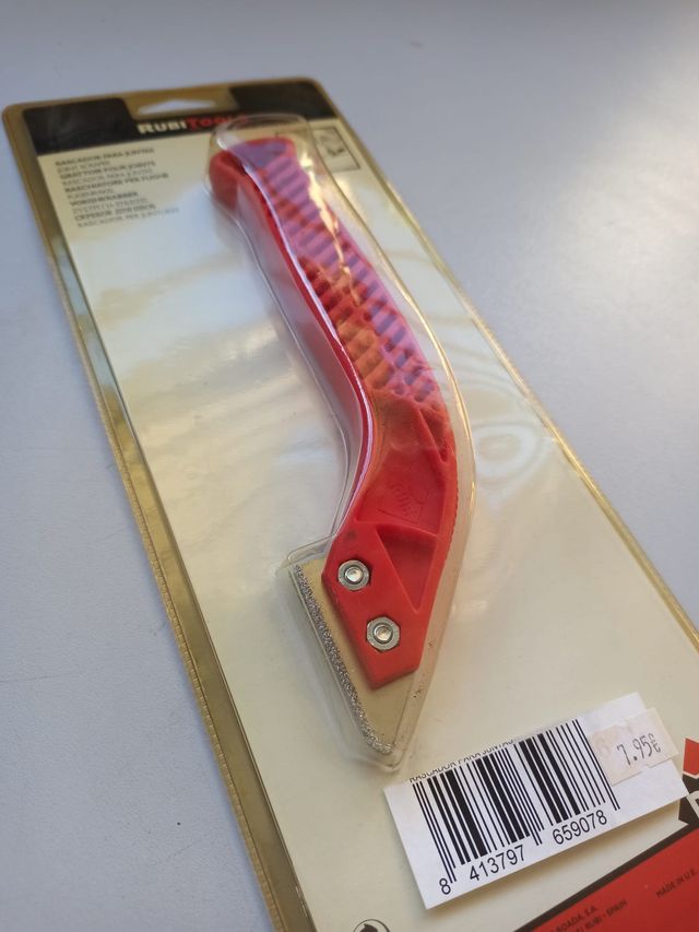 Rascador para juntas