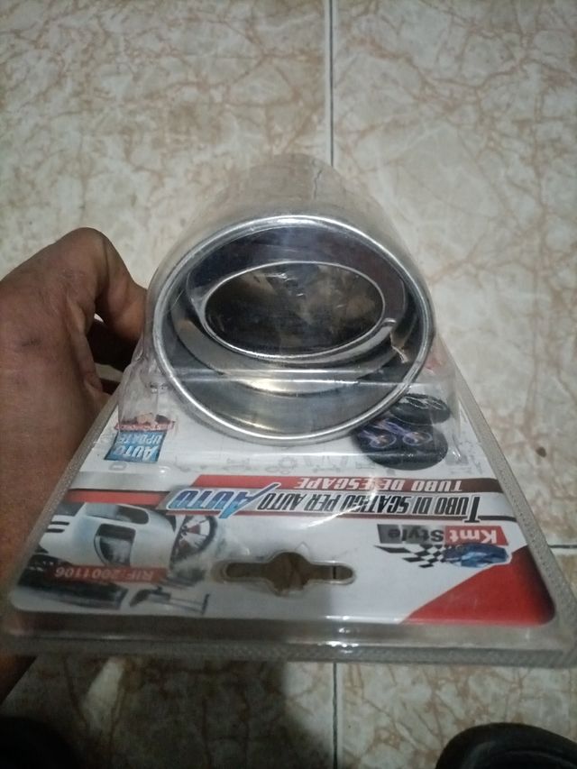 Embellecedor tubo de Escape