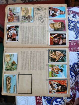 Álbum cromos hombre raza y costumbre