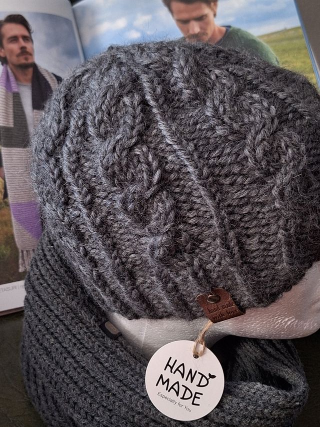 Berretto lana da uomo fatto a mano