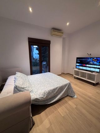SE ALQUILA CASA EN UBEDA. Garaje propio incluido.