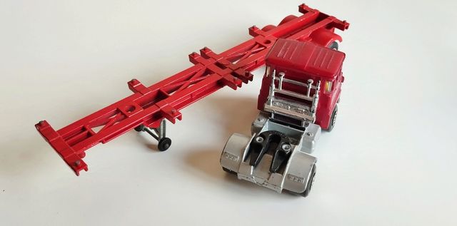 MATCHBOX SCAMMELL TRACTOR 1973