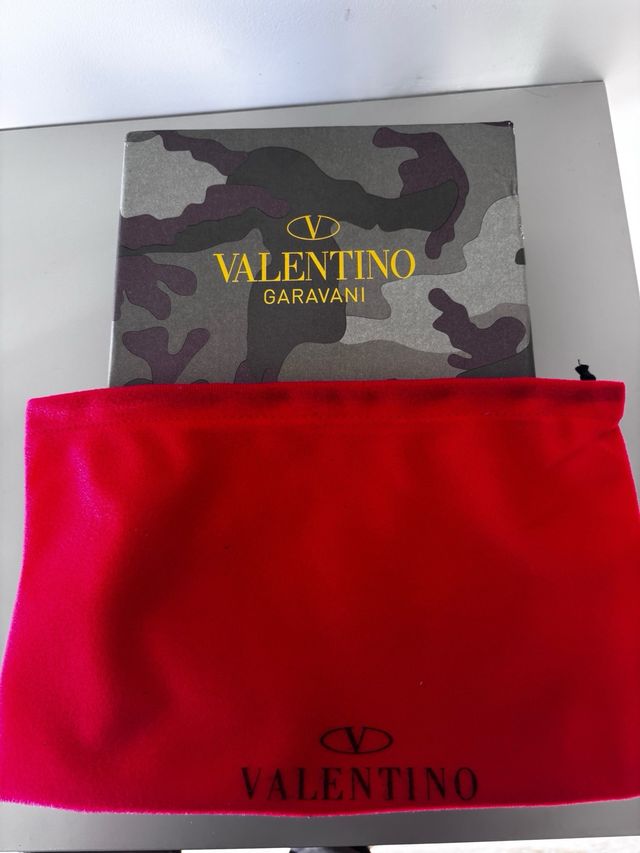 Sneakers valentino sin estrenar