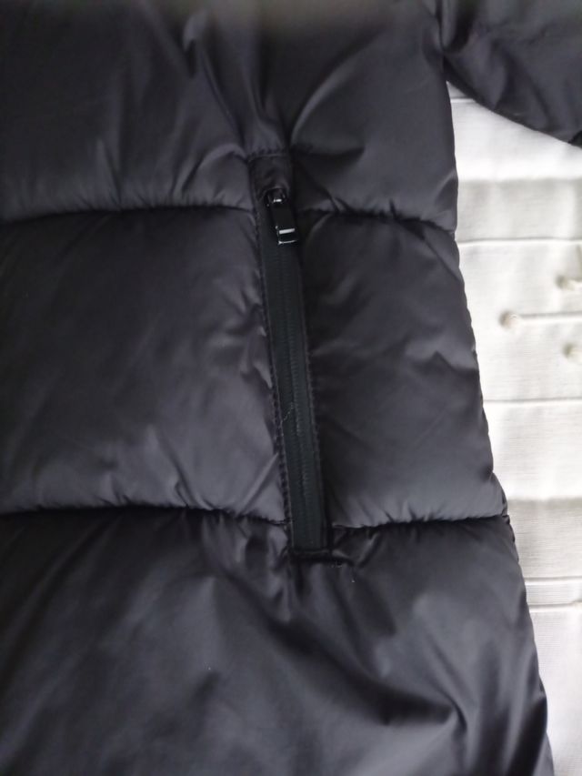 Chamarra negra de Zara kids